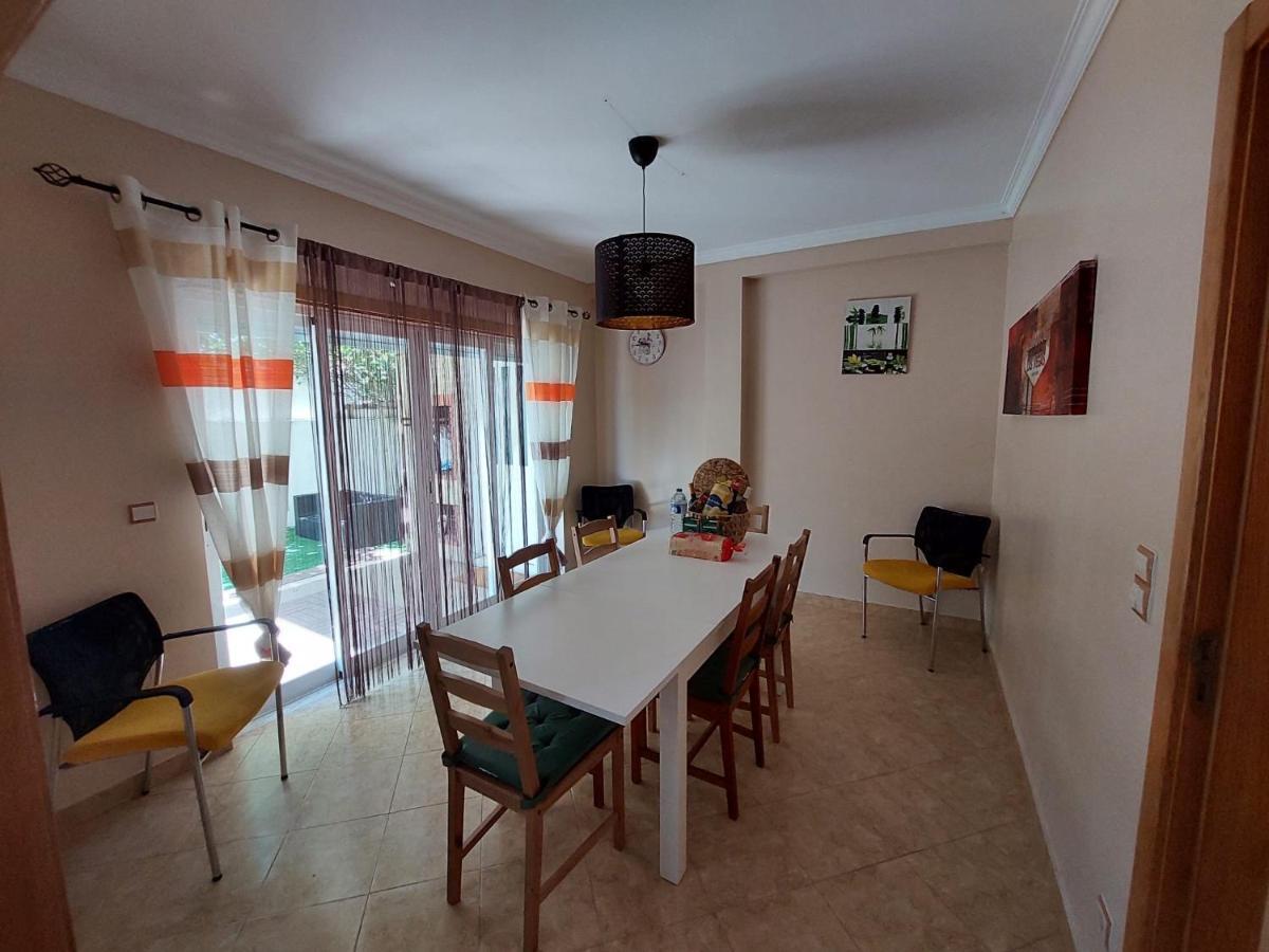 A Family House In Santa Cruz, Torres Vedras Βίλα Silveira  Εξωτερικό φωτογραφία